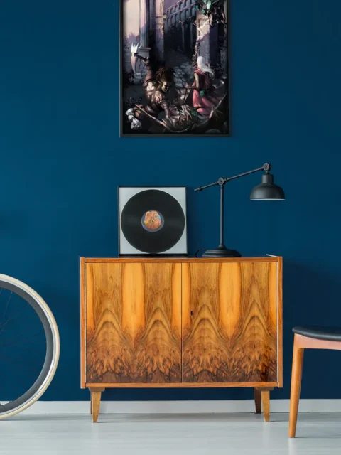 Text-free fantasy illustration of ruined city battle