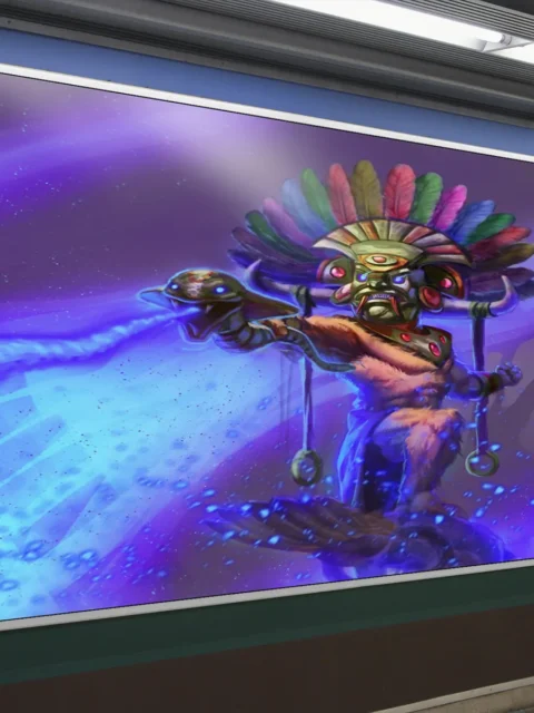 Smunchy arcane deity figure with feathered headdress