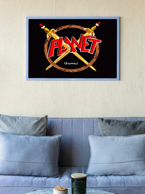 Circular ring surrounding stylized weapons