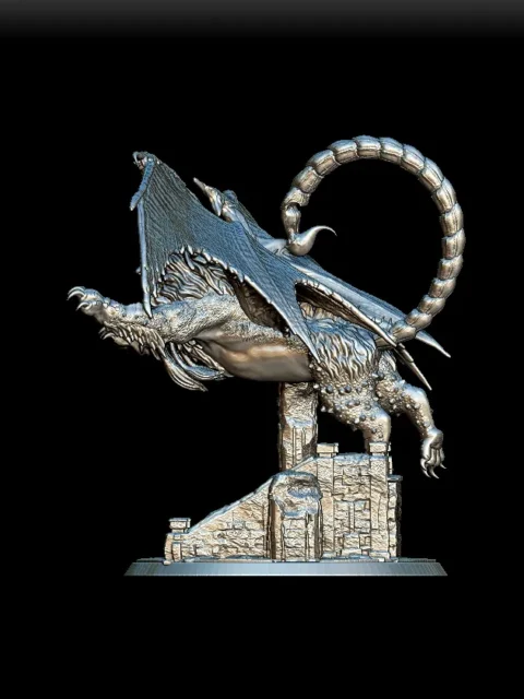 Left Profile emphasizing claw placement and layered fur detail