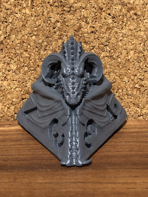 Primed dragon D4 character miniature