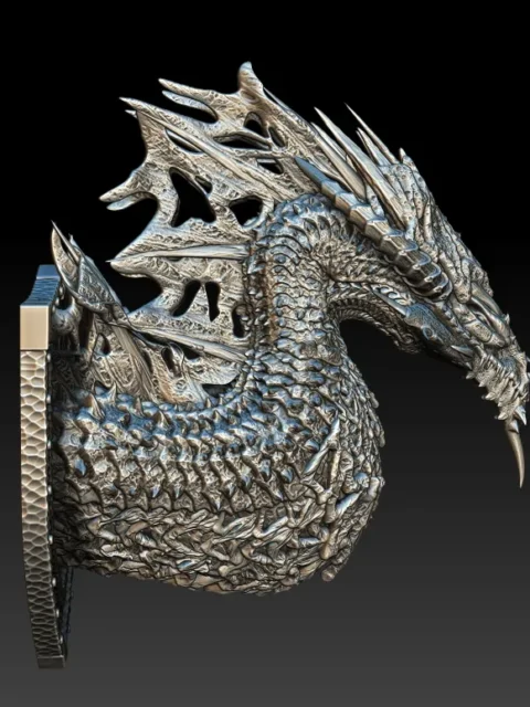 Left Profile emphasizing fractured frill edges, arched neck curve, and sculpted shield mount