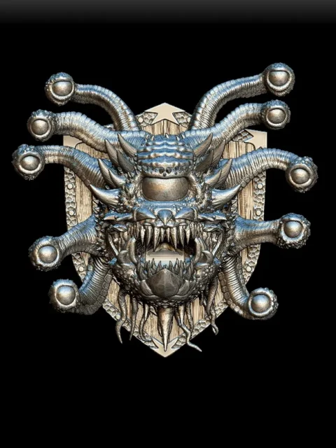 37 Hive Mother Trophy Bust – Monstrous Menagerie Angled View highlighting layered fangs and armored brow ridges