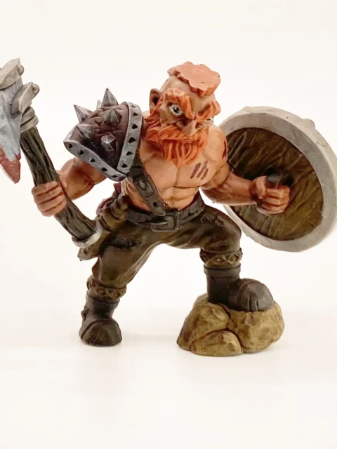 Alternative view of Doran Grimlook — Clan Oakentap Dwarf Miniature
