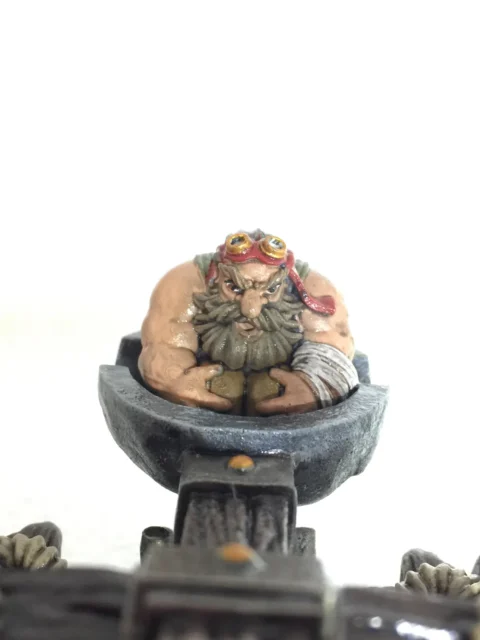 Alternative view of Dwarf Pult — Clan Oakentap Dwarf Miniature