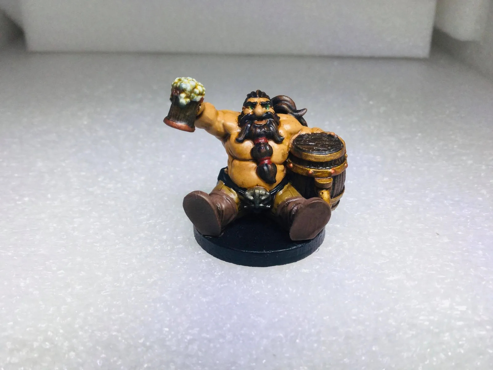 Hobur The Party Boy — Clan Oakentap Dwarf Miniature - Image 3