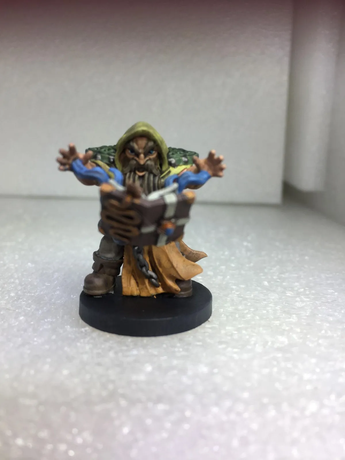 Kamli The Summoner — Clan Oakentap Dwarf Miniature - Image 9