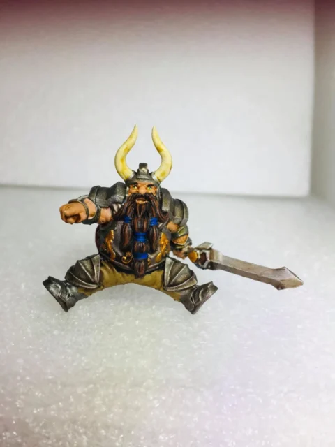 Alternative view of Luther The King War Bear Rider — Clan Oakentap Dwarf Miniature