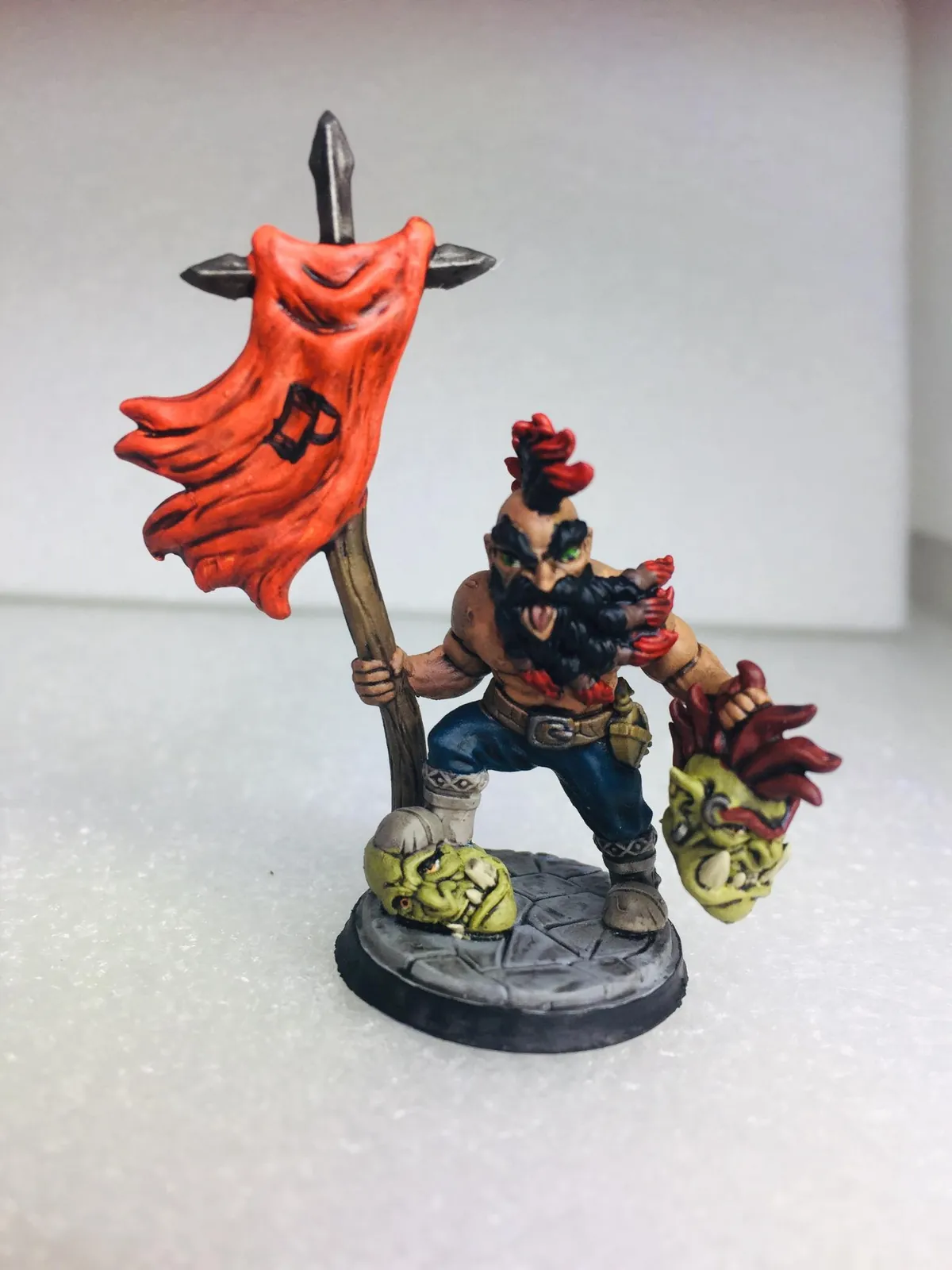 Tegnar The Bloodthirsty — Clan Oakentap Dwarf Miniature